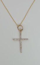 Load and play video in Gallery viewer, 1 inch Pave Diamond Cross
