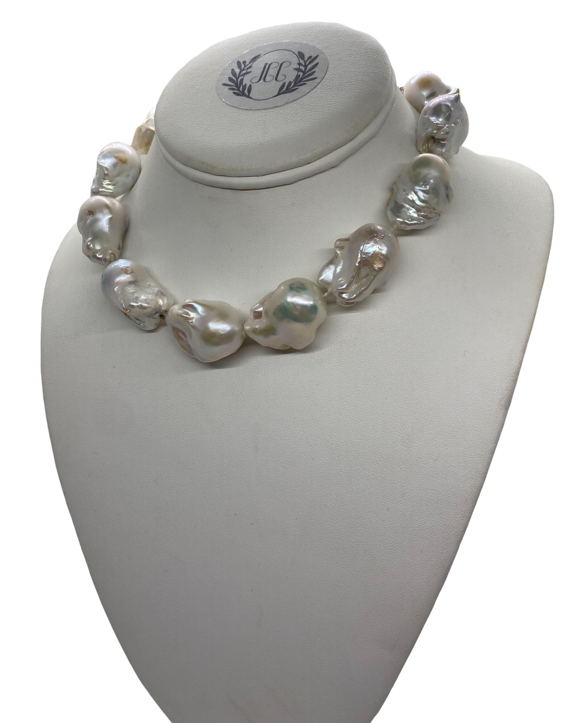 Sirene baroque pearl necklace Ф Sirène Baroque Pearl Necklace – Aprille Jewellery